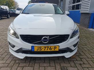 Volvo V-60 2.4 D5 Twin Engine R-Design Automaat Hybrid picture 7