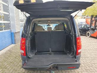 Land Rover Discovery 3 4.4 V8 HSE picture 30