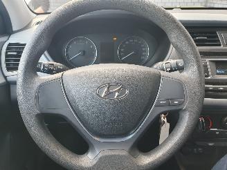 Hyundai I-20 1.2 LP i-Drive Cool picture 17