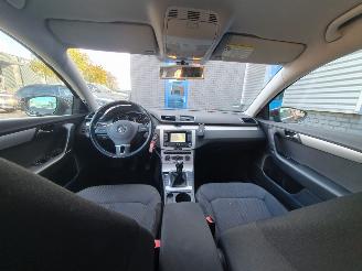 Volkswagen Passat 1.6 TDI BlueMotion Executive Edition picture 17