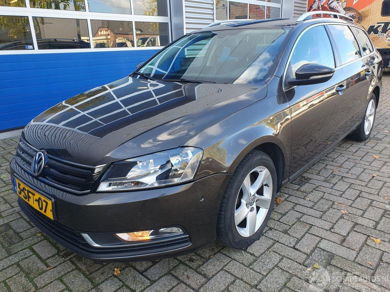 Volkswagen Passat 1.6 TDI BlueMotion Executive Edition