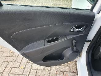 Renault Clio Estate 0.9 TCe Expression picture 22