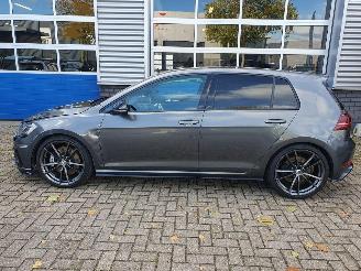 Volkswagen Golf 2.0 TSI 4Motion R Automaat picture 2