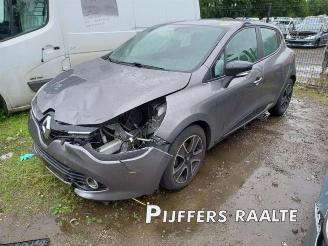 demontáž osobní automobily Renault Clio Clio IV (5R), Hatchback 5-drs, 2012 1.5 Energy dCi 90 FAP 2013/1
