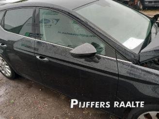 Seat Leon Leon (5FB), Hatchback 5-drs, 2012 / 2020 1.6 TDI Ecomotive 16V picture 21