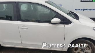Volkswagen Up! Up! (121), Hatchback, 2011 1.0 12V 60 picture 9