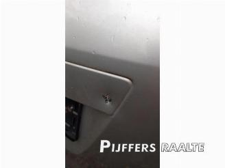 Mazda 5 5 (CR19), MPV, 2004 / 2010 1.8i 16V picture 32