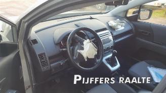 Mazda 5 5 (CR19), MPV, 2004 / 2010 1.8i 16V picture 4