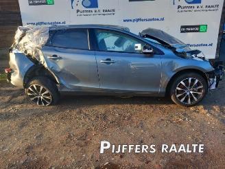 rozbiórka samochody osobowe Volvo V-40 V40 (MV), Hatchback 5-drs, 2012 / 2019 1.5 T3 16V Geartronic 2018/6