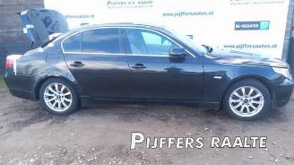 Sloopauto BMW 5-serie 5 serie (E60), Sedan, 2003 / 2010 530d 24V 2004/7