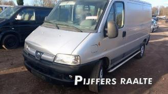 Peugeot Boxer Boxer (244), Van, 2001 / 2006 2.8 HDi 127 picture 2