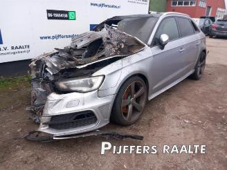 Audi S3 S3 Sportback (8VA/8VF), Hatchback 5-drs, 2012 / 2020 2.0 T FSI 16V picture 4