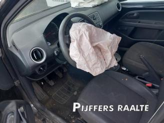 Volkswagen Up! Up! (121), Hatchback, 2011 1.0 12V 60 picture 15