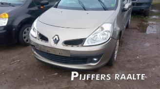 Renault Clio Clio III (BR/CR), Hatchback, 2005 / 2014 1.6 16V picture 2