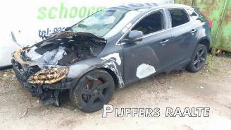 Sloopauto Volvo V-40 V40 (MV), Hatchback 5-drs, 2012 / 2019 2.0 D3 16V 2016/8