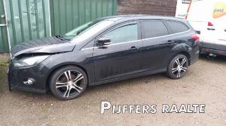 Salvage car Ford Focus Focus 3 Wagon, Combi, 2010 / 2020 1.0 Ti-VCT EcoBoost 12V 125 2012/10