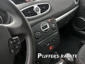 Renault Clio Clio III Estate/Grandtour (KR), Combi, 2007 / 2014 1.2 16V TCE 100 picture 8