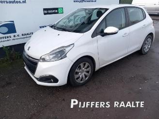 Uttjänta bilar auto Peugeot 208 208 I (CA/CC/CK/CL), Hatchback, 2012 / 2019 1.2 Vti 12V PureTech 82 2016/2