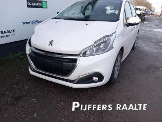 Peugeot 208 208 I (CA/CC/CK/CL), Hatchback, 2012 / 2019 1.2 Vti 12V PureTech 82 picture 2