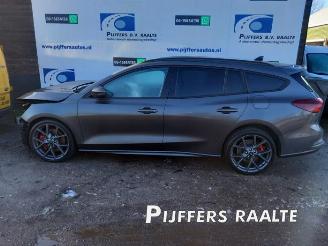Autoverwertung Ford Focus Focus 4 ST Wagon, Combi, 2019 / 2025 2.3 ST EcoBoost 16V 2022/2