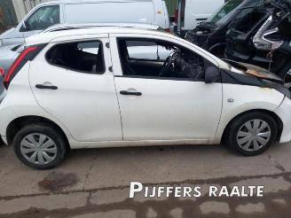 Uttjänta bilar auto Toyota Aygo Aygo (B40), Hatchback, 2014 1.0 12V VVT-i 2019/6