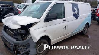 Coche siniestrado Volkswagen Transporter Transporter T5, Van, 2003 / 2015 2.0 TDI DRF 2012/3