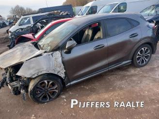 rozbiórka samochody osobowe Ford Puma Puma, SUV, 2019 1.0 Ti-VCT EcoBoost mHEV 12V 2021/5