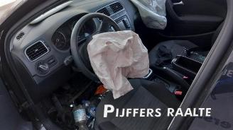 Volkswagen Polo Polo V (6R), Hatchback, 2009 / 2017 1.2 12V BlueMotion Technology picture 13