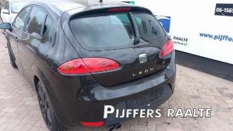 Seat Leon Leon (1P1), Hatchback 5-drs, 2005 / 2013 2.0 TFSI FR 16V picture 3