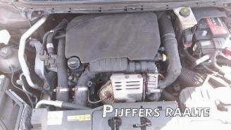 Peugeot 308 308 SW (L4/L9/LC/LJ/LR), Combi 5-drs, 2014 / 2021 1.2 12V e-THP PureTech 130 picture 18