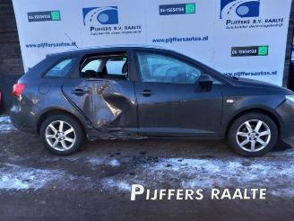 Coche siniestrado Seat Ibiza Ibiza ST (6J8), Combi, 2010 / 2016 1.2 TDI Ecomotive 2011/2