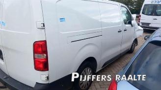 Salvage car Citroën Jumpy Jumpy, Van, 2016 2.0 Blue HDI 120 2017/9