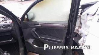 Volkswagen Tiguan Tiguan (AD1), SUV, 2016 / 2024 2.0 TDI 16V 4Motion picture 8