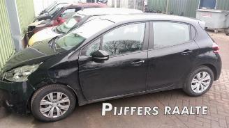 Salvage car Peugeot 208 208 I (CA/CC/CK/CL), Hatchback, 2012 / 2019 1.2 Vti 12V PureTech 82 2012/10