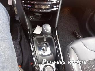 Peugeot 2008 2008 (CU), MPV, 2013 / 2019 1.2 12V e-THP PureTech 110 picture 23