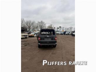 Volkswagen Transporter Multivan T5 (7E/7HC/7HF/7HM), MPV, 2003 / 2015 2.5 TDi picture 4