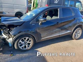 Salvage car Renault Captur Captur (2R), SUV, 2013 0.9 Energy TCE 12V 2019/12