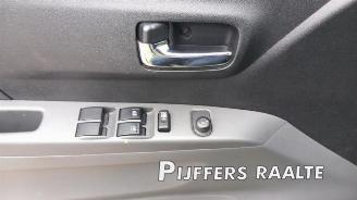 Daihatsu Cuore Cuore (L251/271/276), Hatchback, 2003 1.0 12V DVVT picture 8