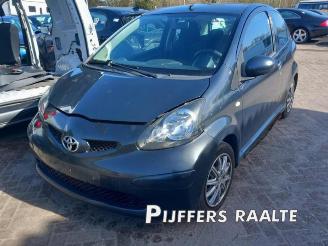 Toyota Aygo Aygo (B10), Hatchback, 2005 / 2014 1.0 12V VVT-i picture 2