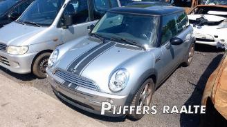 Sloopauto Mini Mini Mini (R50/53), Hatchback, 2001 / 2007 1.6 16V Cooper 2003/9