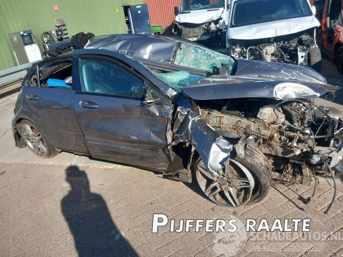 Mercedes A-klasse A (W176), Hatchback, 2012 / 2018 1.6 A-180 16V