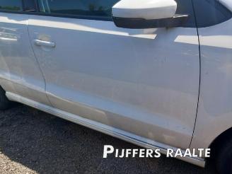 Volkswagen Polo Polo V (6R), Hatchback, 2009 / 2017 1.4 TDI DPF BlueMotion technology picture 15