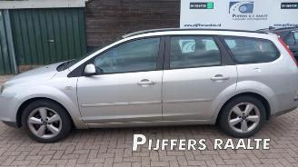 Vrakbiler auto Ford Focus Focus 2 Wagon, Combi, 2004 / 2012 1.6 16V 2007/10