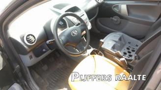 Toyota Aygo Aygo (B10), Hatchback, 2005 / 2014 1.0 12V VVT-i picture 9