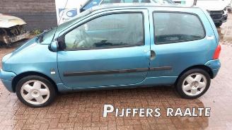  Renault Twingo Twingo (C06), Hatchback 3-drs, 1993 / 2007 1.2 16V 2004/8