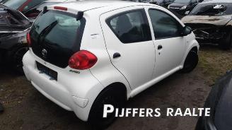 Salvage car Toyota Aygo Aygo (B10), Hatchback, 2005 / 2014 1.0 12V VVT-i 2009