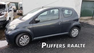 Vrakbiler auto Toyota Aygo Aygo (B10), Hatchback, 2005 / 2014 1.0 12V VVT-i 2009/4