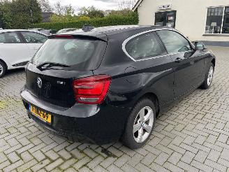 BMW 1-serie 116i N.A.P PRACHTIG!!!! picture 2