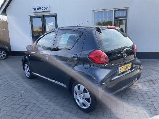 škoda osobní automobily Toyota Aygo 1.0-12V + 5.drs airco N.A.P NL AUTO 2008/9