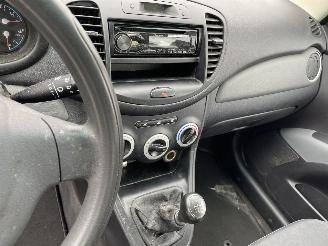 Hyundai I-10 1.1 Pure airco picture 9